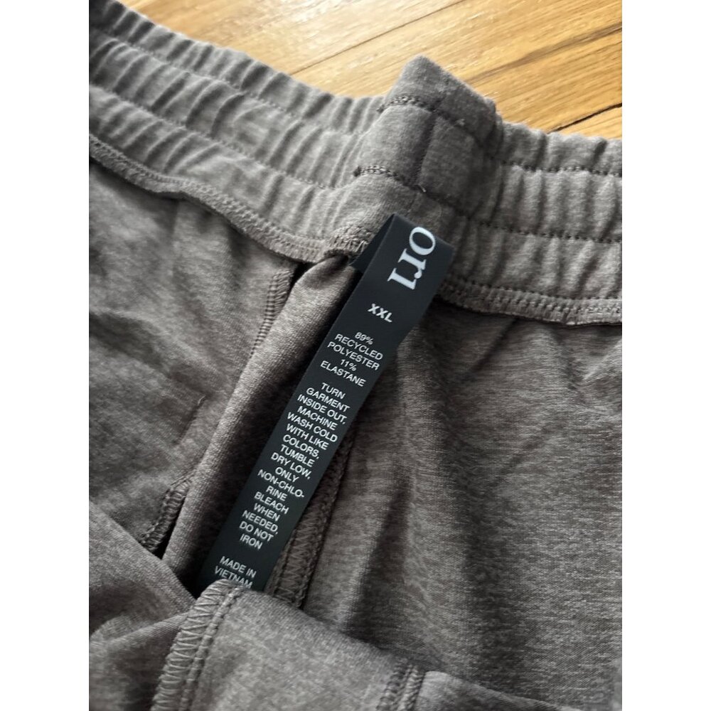 Vuori Mens Ponto Short, new with tags, XXL Chia Heather Lightweight Performance - Picture 7 of 8